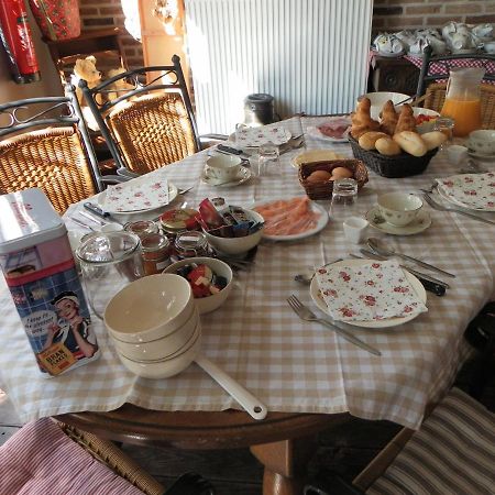 De Turfstaeker Bed & Breakfast Ospel Екстериор снимка